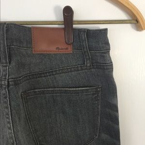 Madewell | 26 | 9” High Rise denim